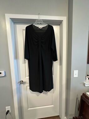 Women’s Black V-Neck Ruched Front Dress Top